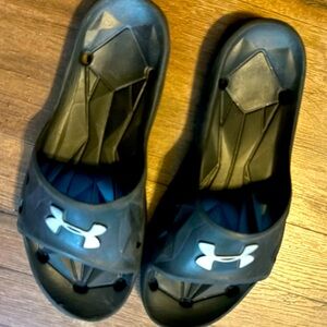 Under Armor Slides Black Men SZ 12
